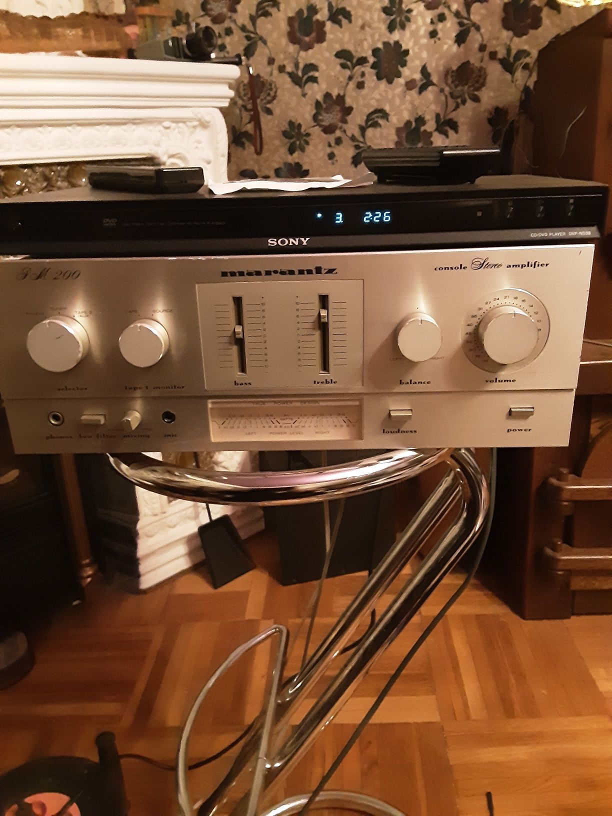 Винтажный усилитель MARANTZ PM200 USA