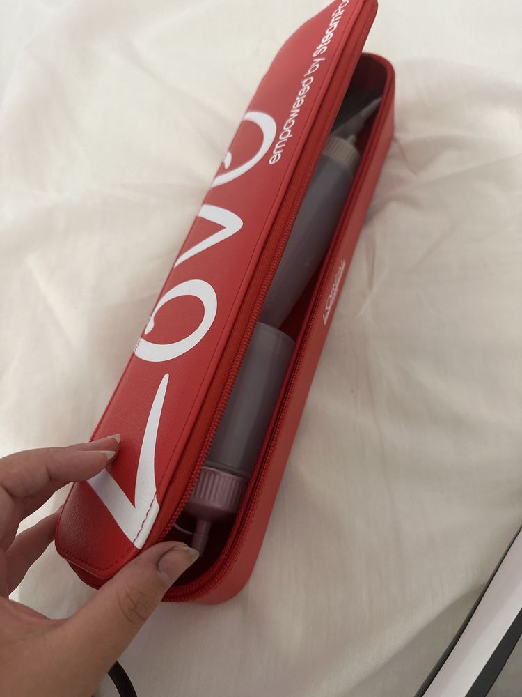 Estou a vender uma steampod 3.0 profissional a vapor de cor branca