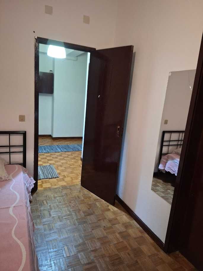 ARRENDA-SE QUARTO NO CENTRO DE ÁGUEDA