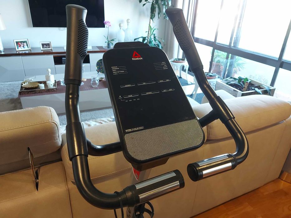 Bicicleta estática Rebook SL8