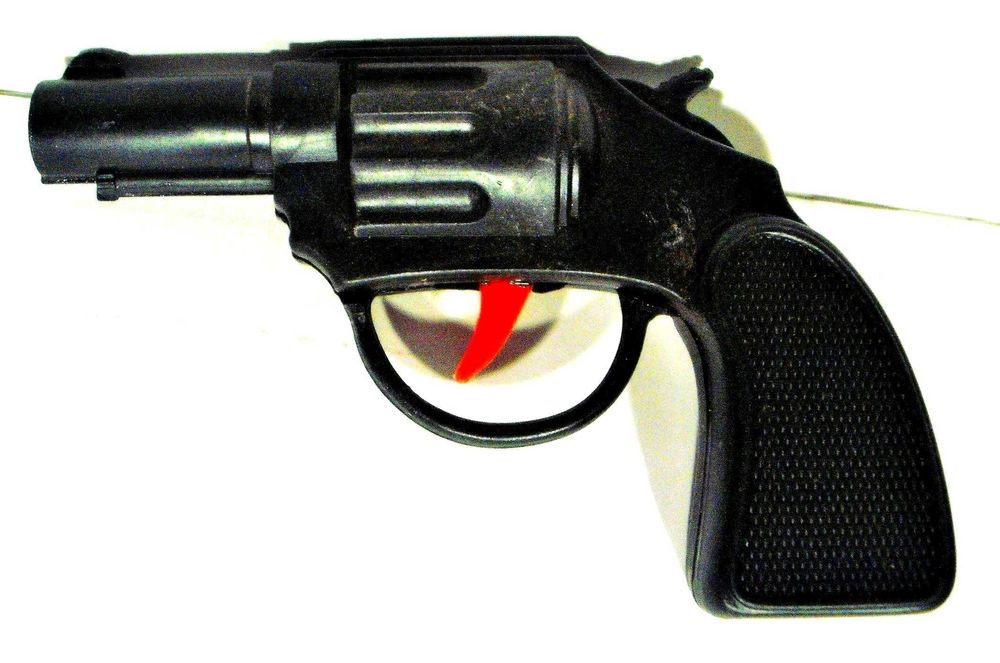 BRINCOVIANA - Pistola de brincar com dardos antiga