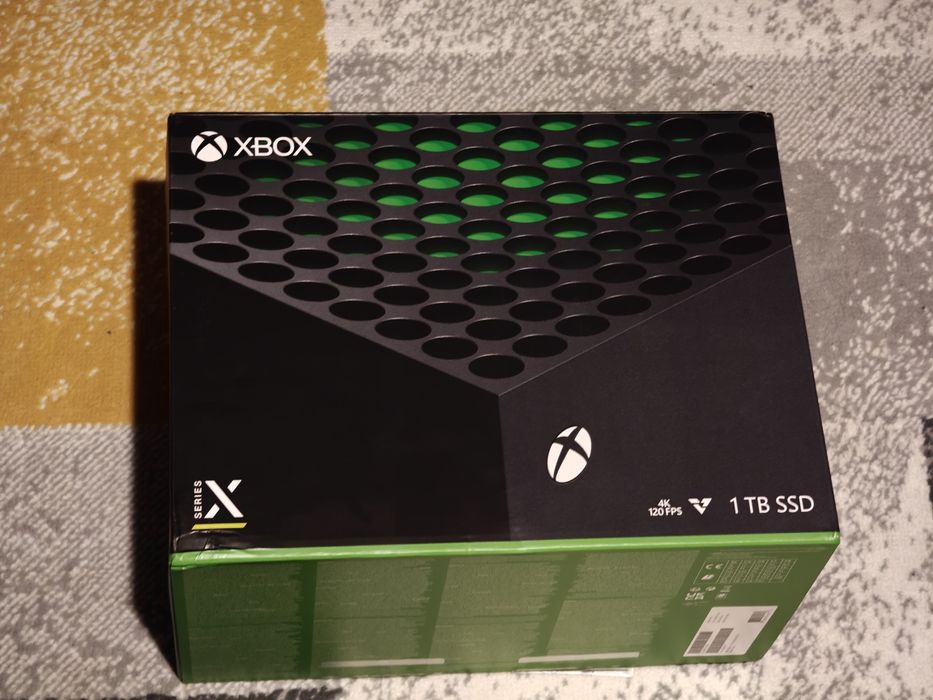Xbox series x. Mega zestaw. Sprzedaż bądź zamiana