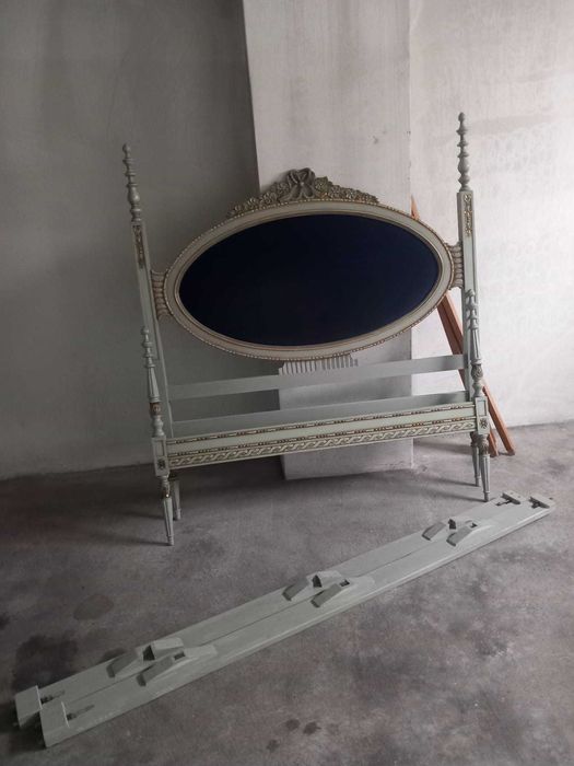 Cama de casal vintage
