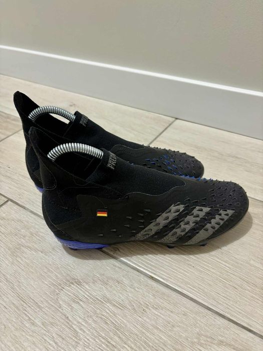 Buty Korki piłkarskie Adidas Predator