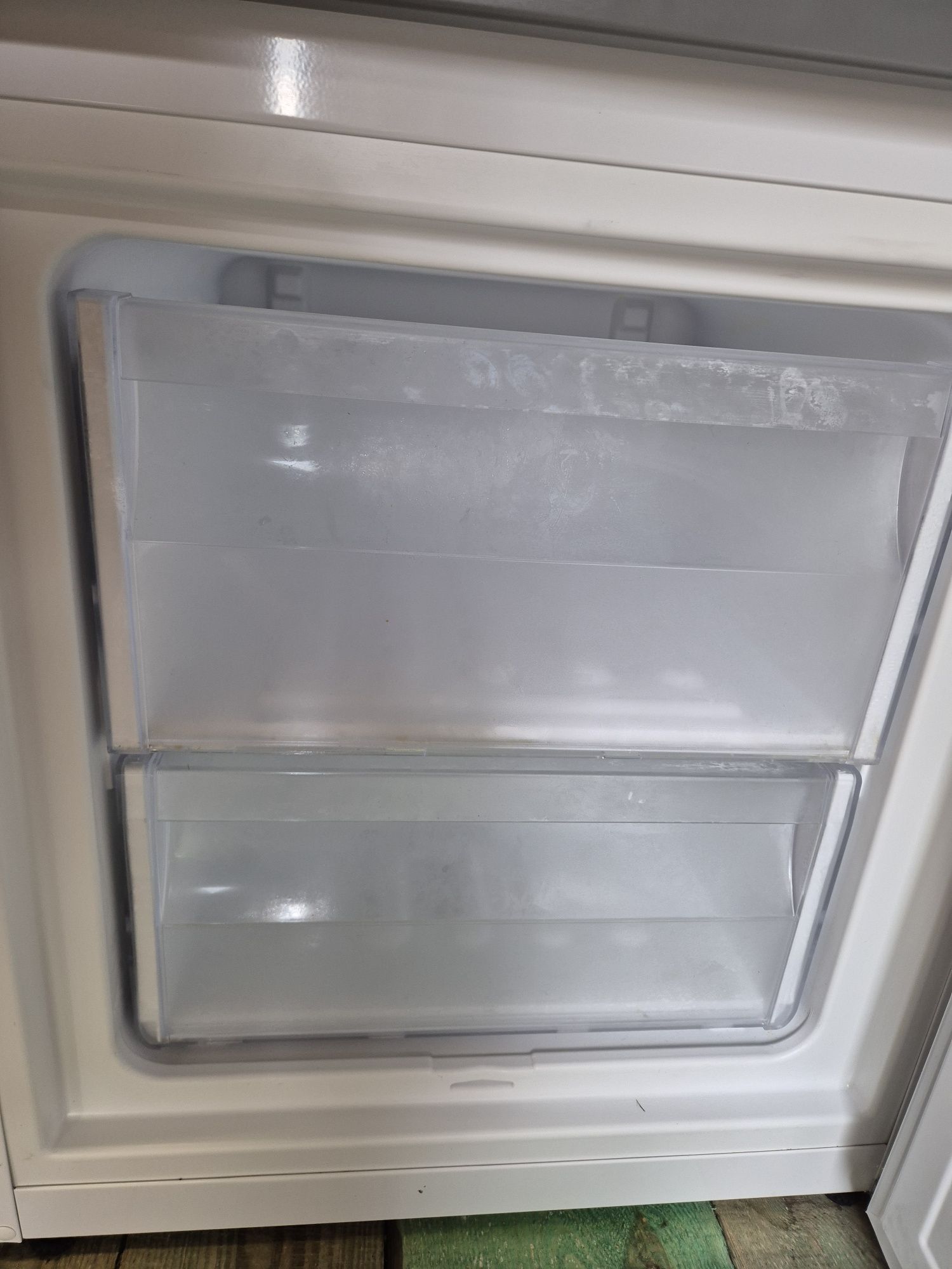 Lodówka Polar  159x60x65 stan bdb