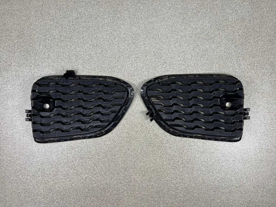 Решітка в бампер BMW x3 ( F25 ) m paket 51118056941 / 51118056942
