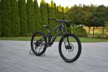 Trek remedy 8 XT M Dark Prismatic