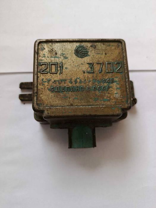 реле регулятор 201.3702