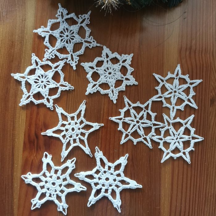 Urocze gwiazdki na choinkę ręcznie wykonane komplet 9 szt