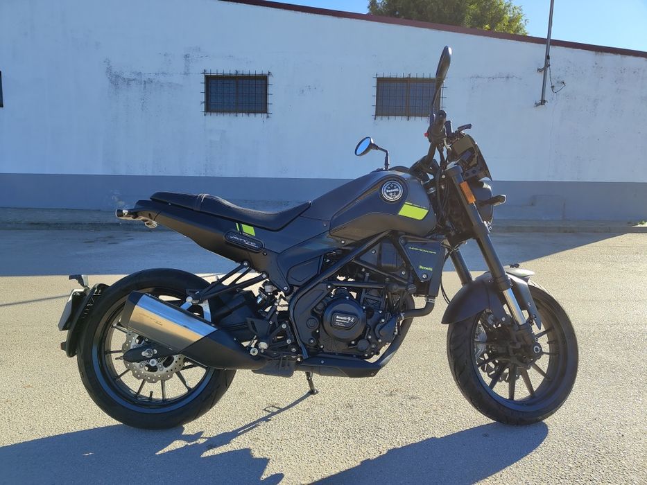 Benelli Leoncino 250
