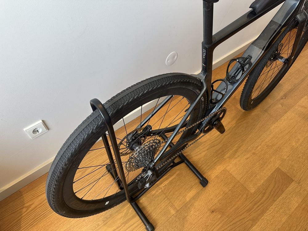 Bicicleta gravel 3T EXPLORO ULTRA RIVAL AXS 1X12  (54) Carbono