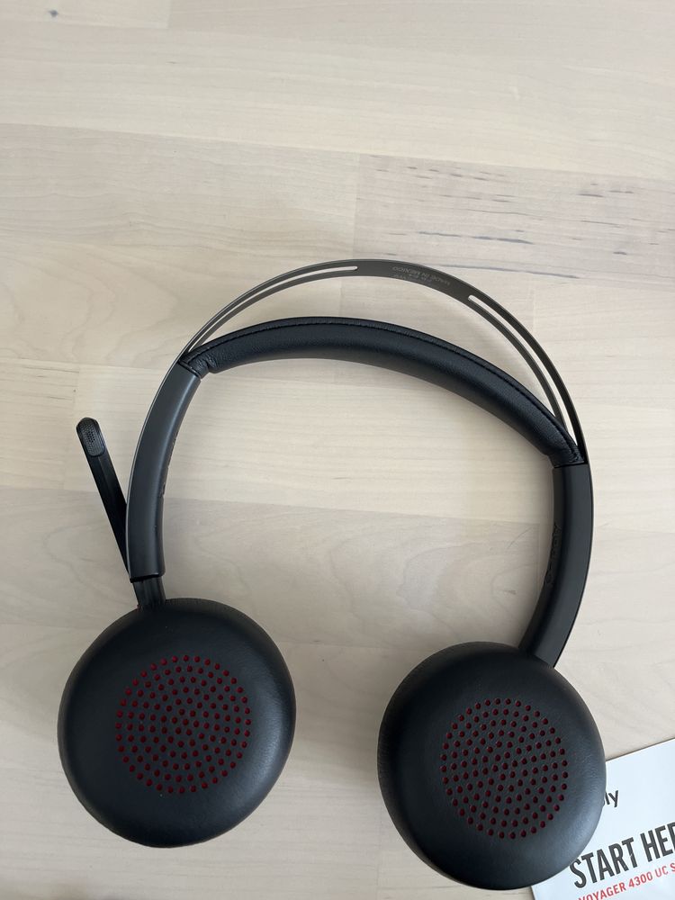 Auscultadores com microfone- Headset Poly NOVOS noise canceling