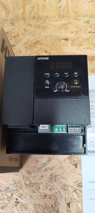 Falownik/przemiennik HYUNDAI N700E 1.5 KW 1F