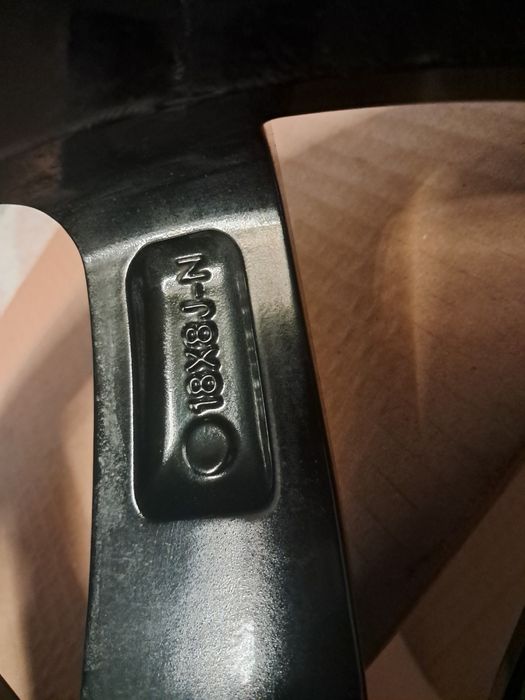 Felga aluminiowa toyota corolla GR-SPORT  18 cali