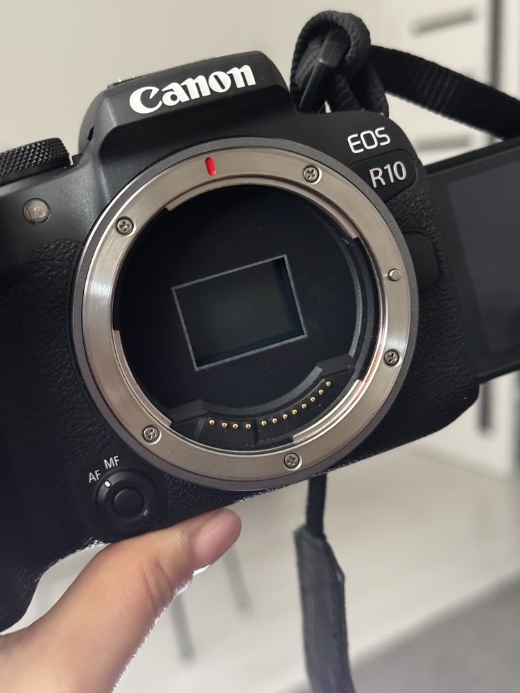 Камера | фотоапарат canon r10