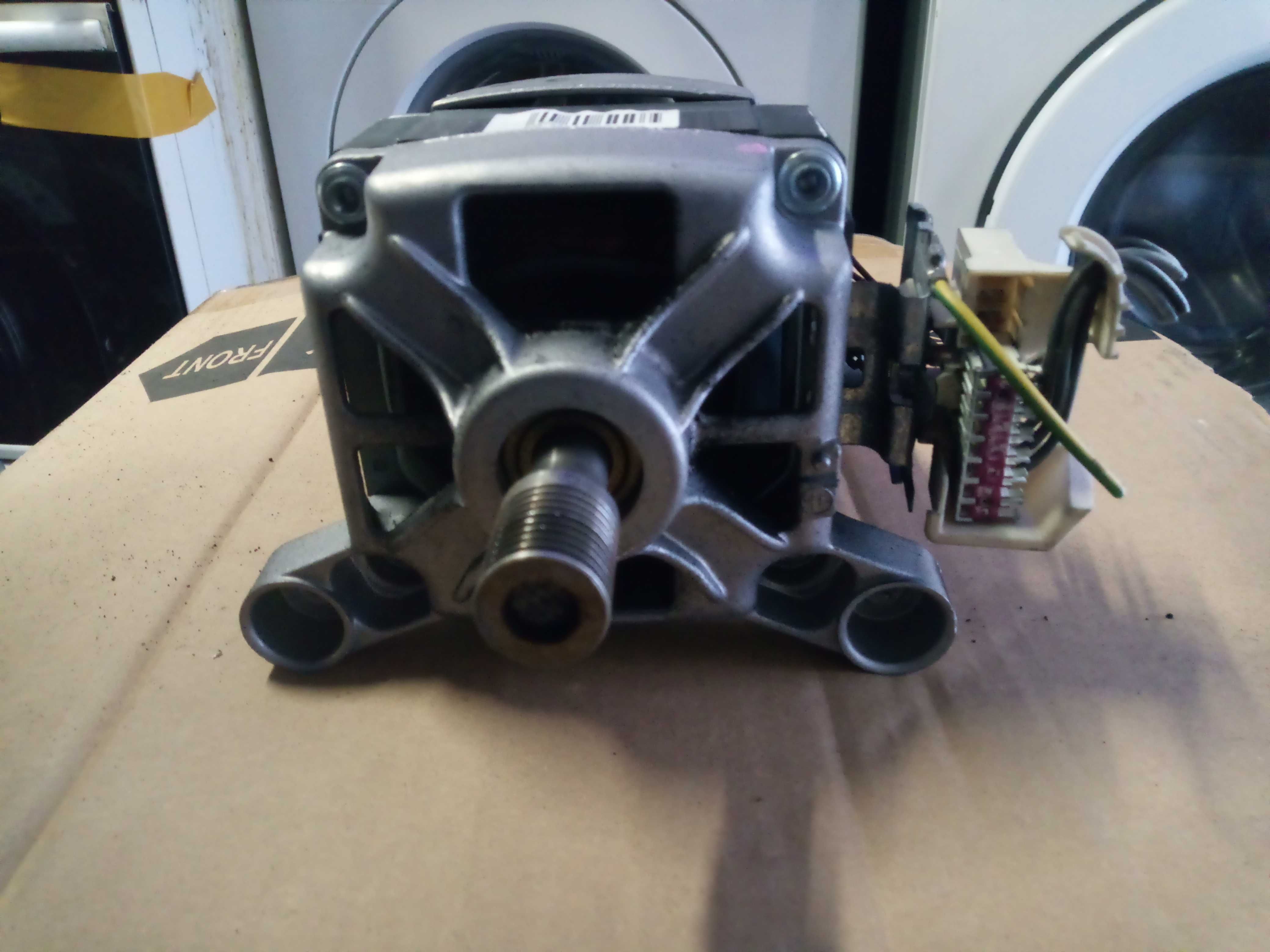 silnik mca 38/64-148/ZN5