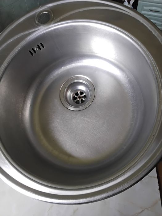 Предлагаю к продаже мойку .