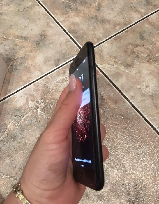 Iphone 7 32gb czarny mat pudełko