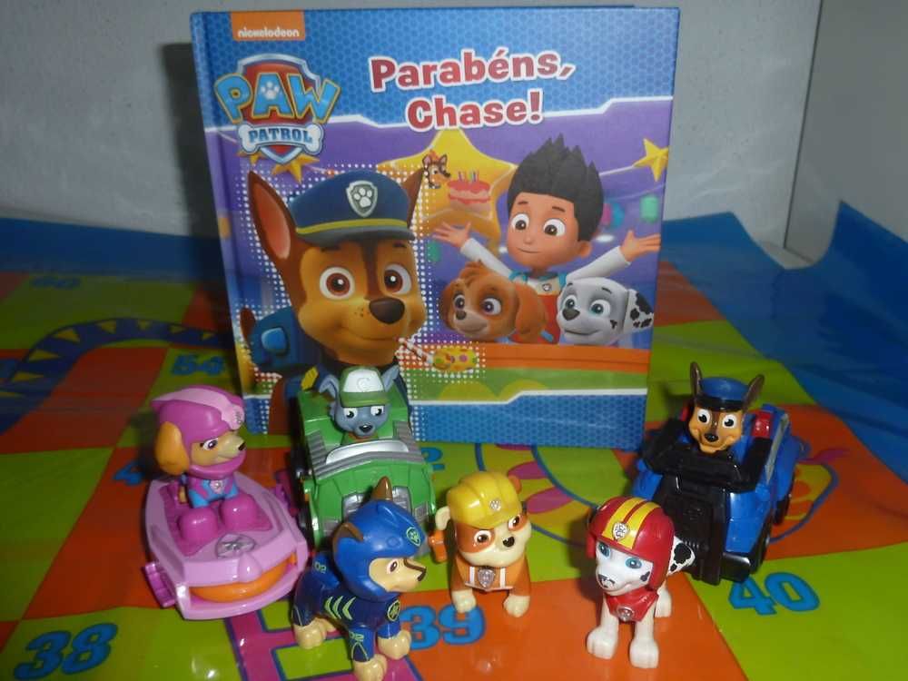 Patrulha Pata - Livro Parabéns Chase