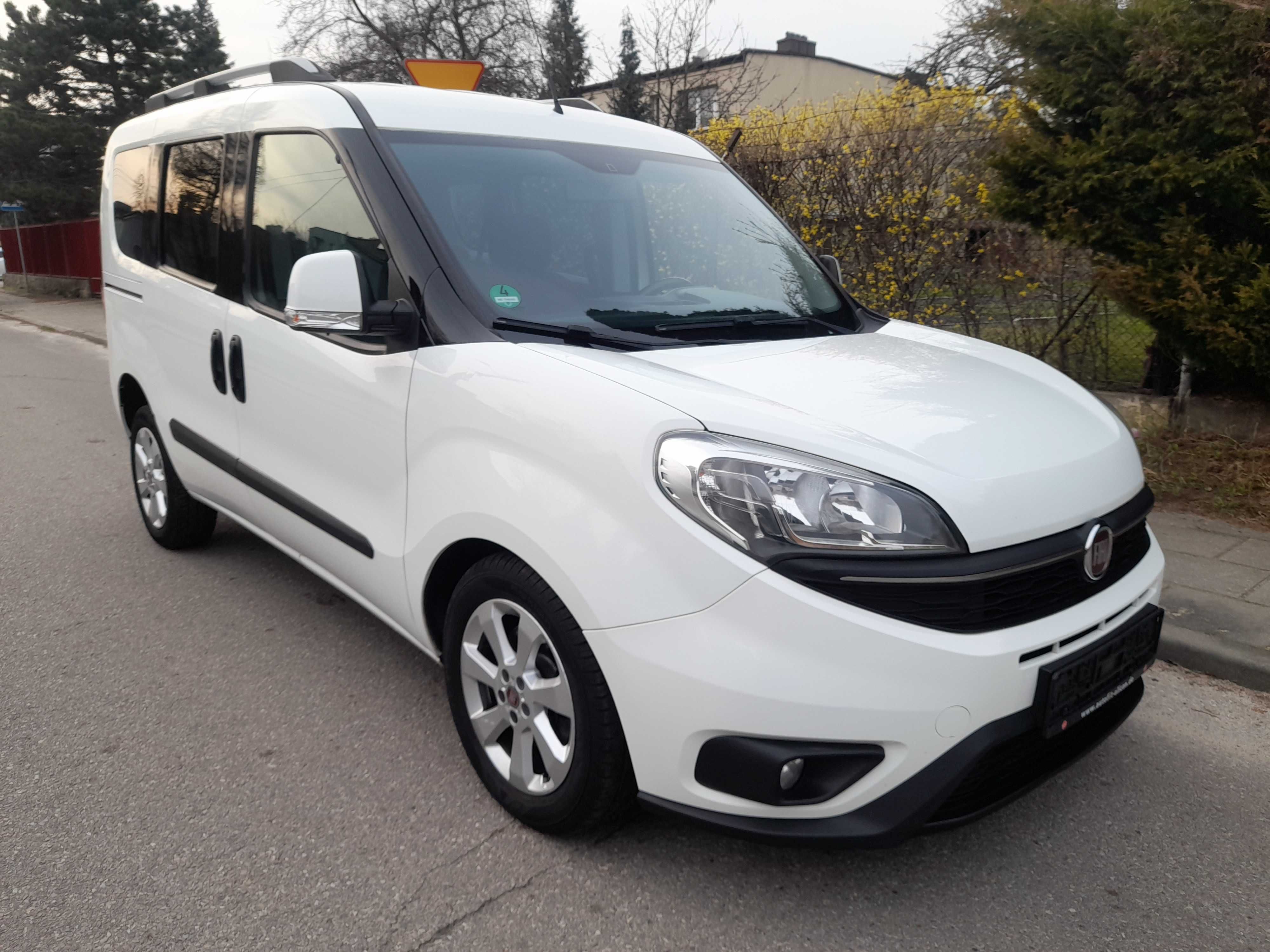 Fiat Doblo  2.0 multijet  136KM  5 Osobowy