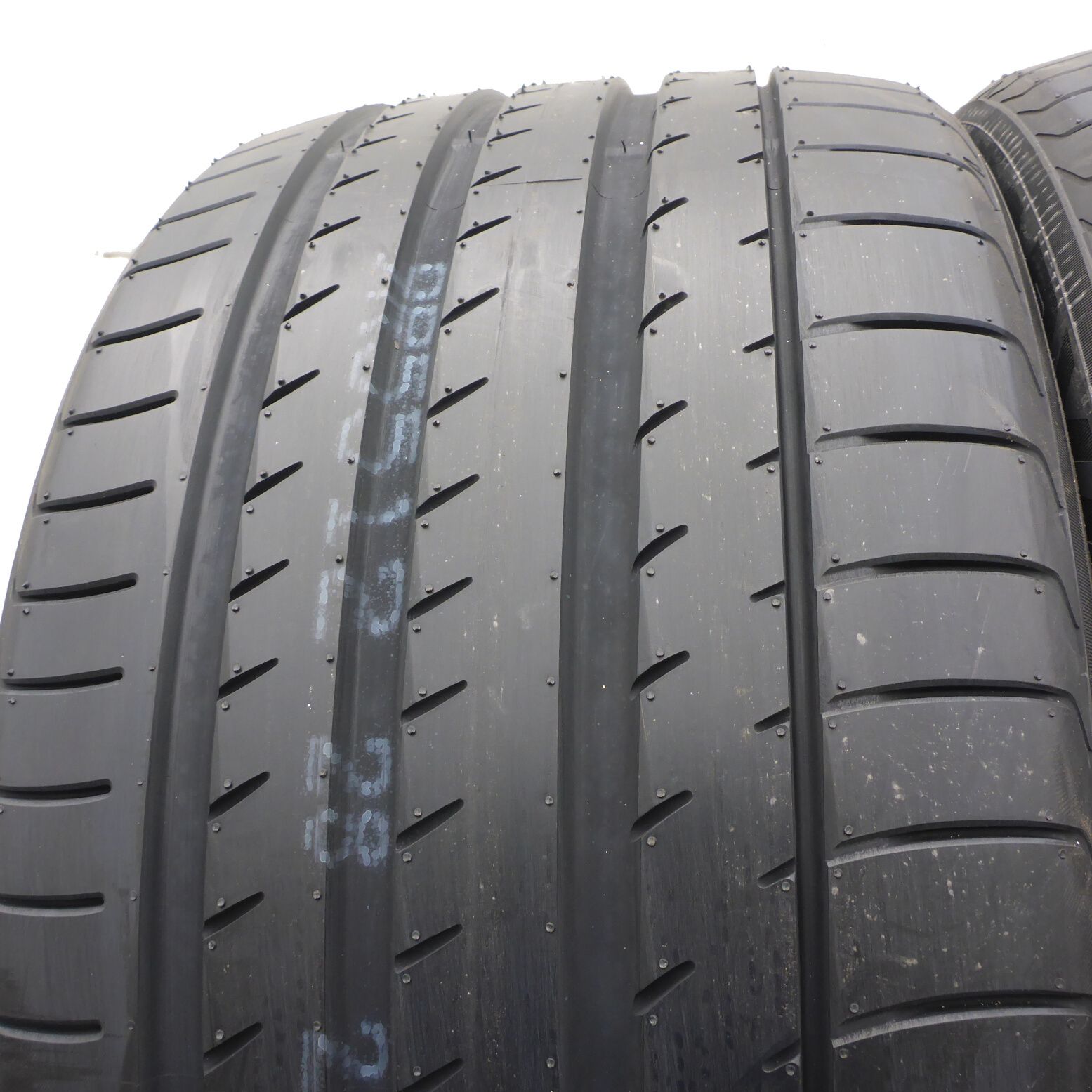 Opony 295/35/19 Yokohama 295/35R19 104Y XL Letnie 2021 Nieużywane