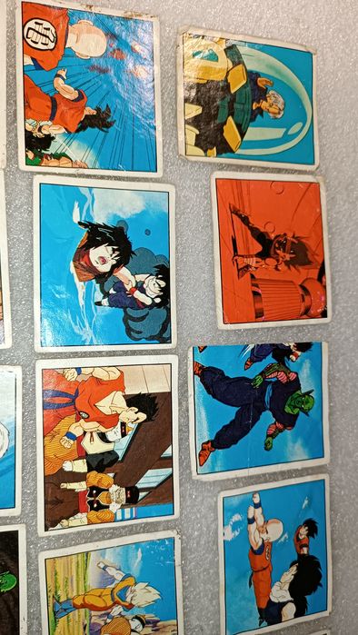 29 cromos antigos DragonBall Z 2 sem repetidos