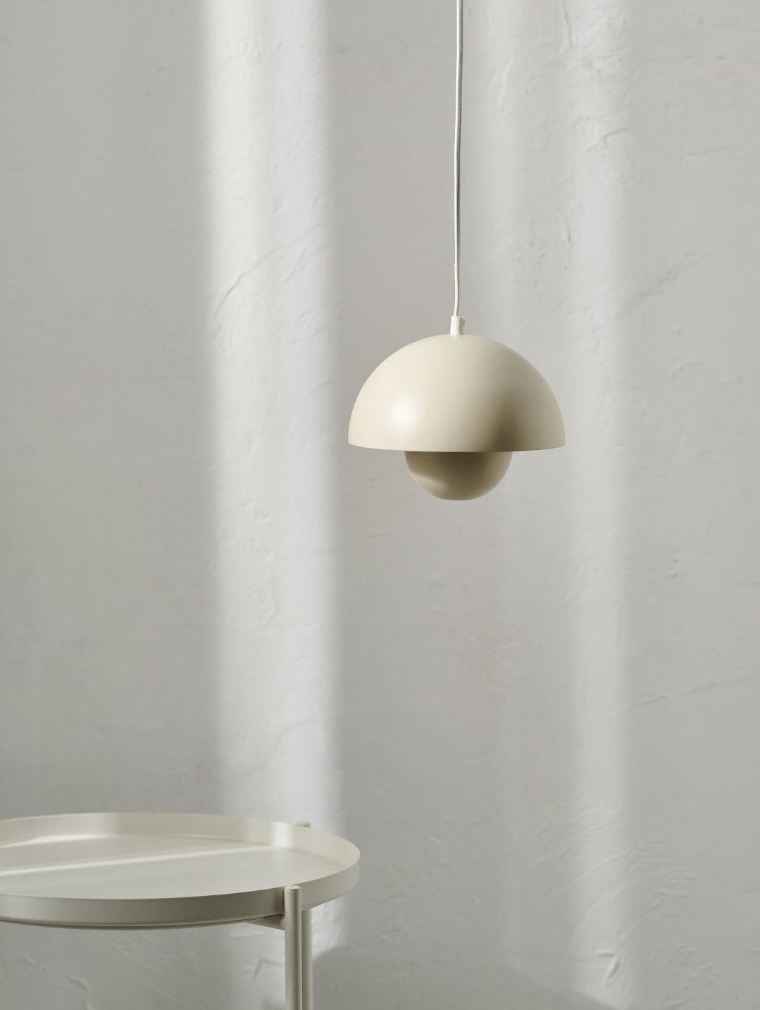 Komplet dwóch nowych lamp wiszących kule kremowe grzybek boho loft hit