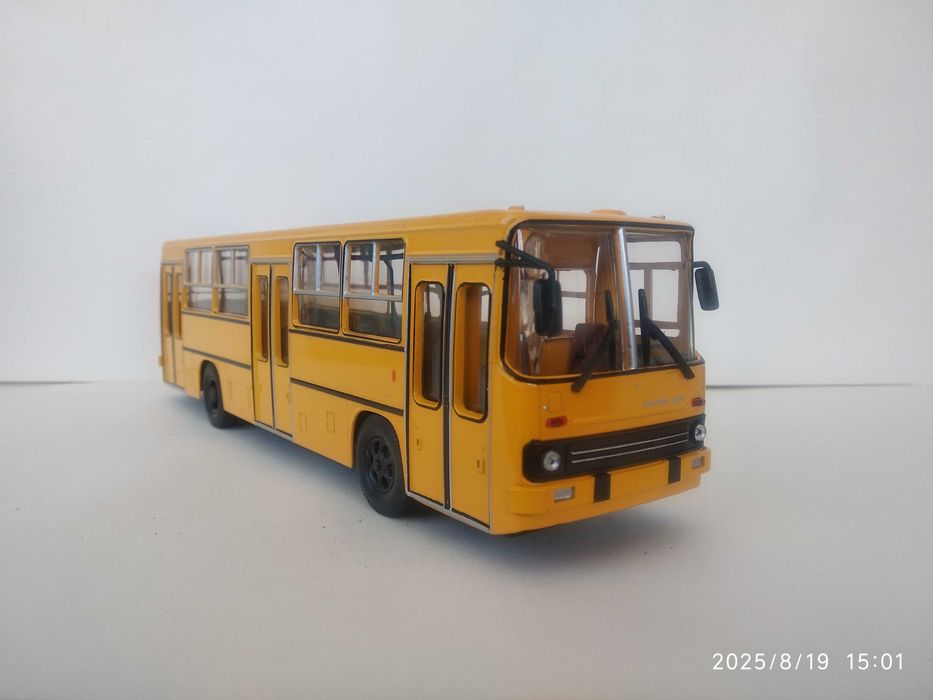 Модель автобуса IKARUS-260, масштаб 1/43