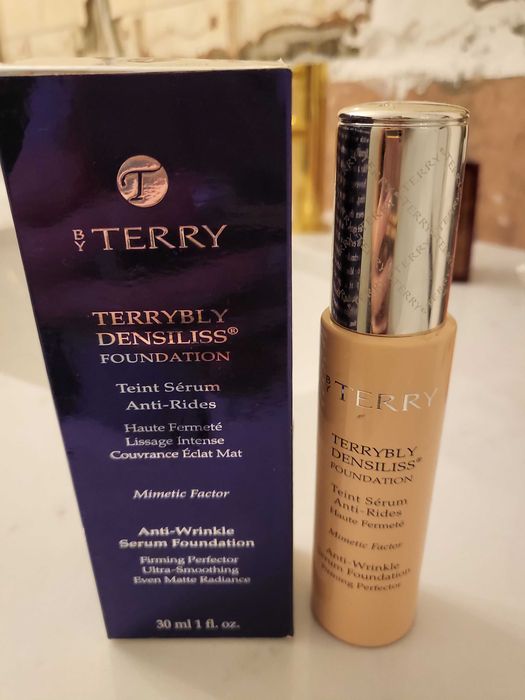 By Terry Terrybly densiliss foundation kolor 8 Warm Sand