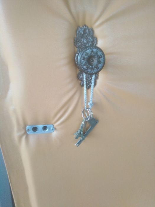 Двері металеві,в хорошому стані