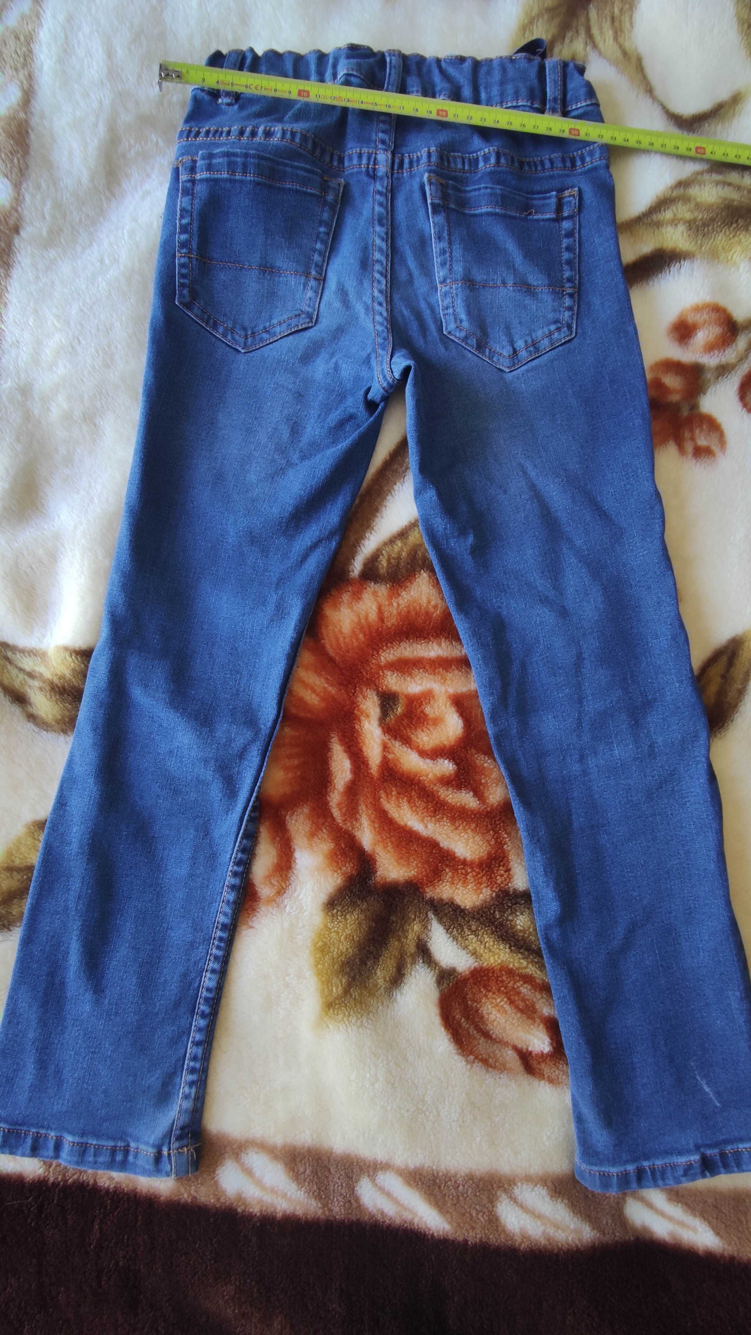 Spodnie jeans 140