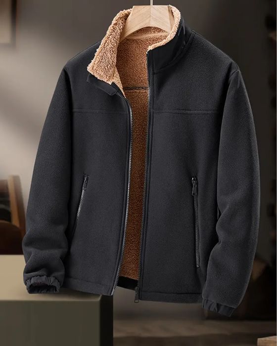 Чоловіча куртка - толстовка з екохутром.