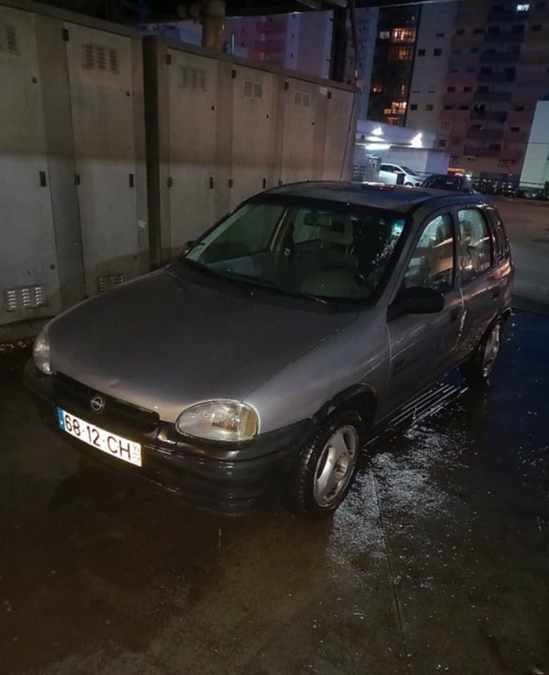 Opel corsa 1.2 Gasolina 1993