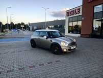 Mini Cooper z 2009 r.
