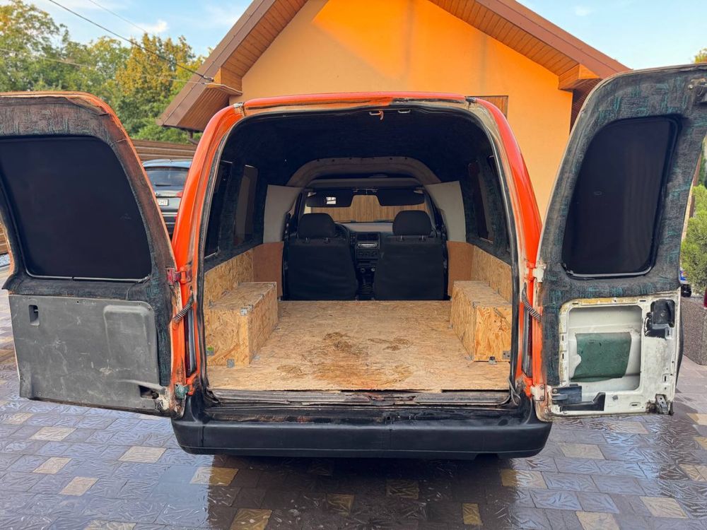 Volkswagen Caddy 1.9 CDI ПАСАЖИР