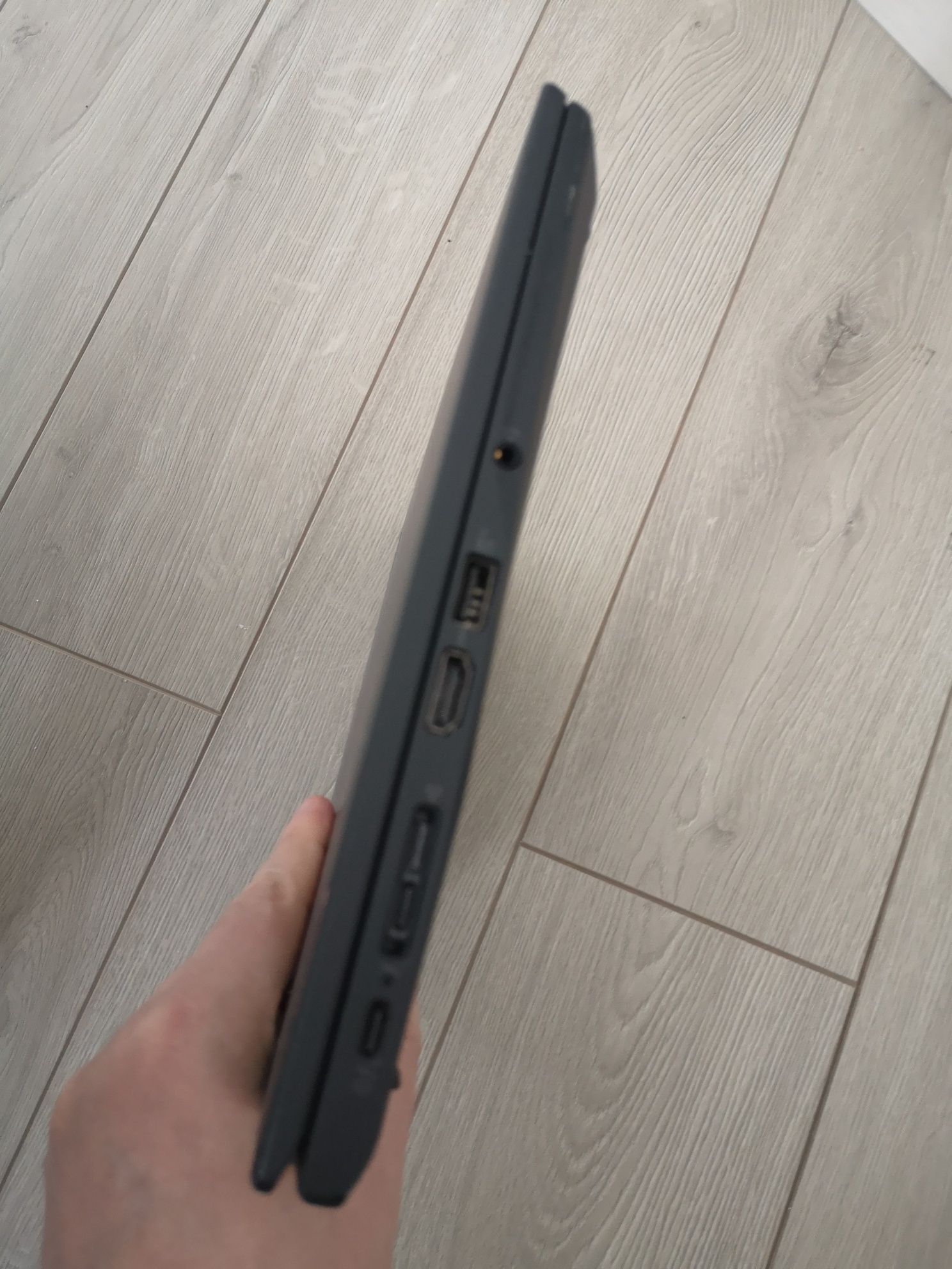 Lenovo thinkpad x13 g2 i5 1145g7 16ram 13.3inch FHD IPS