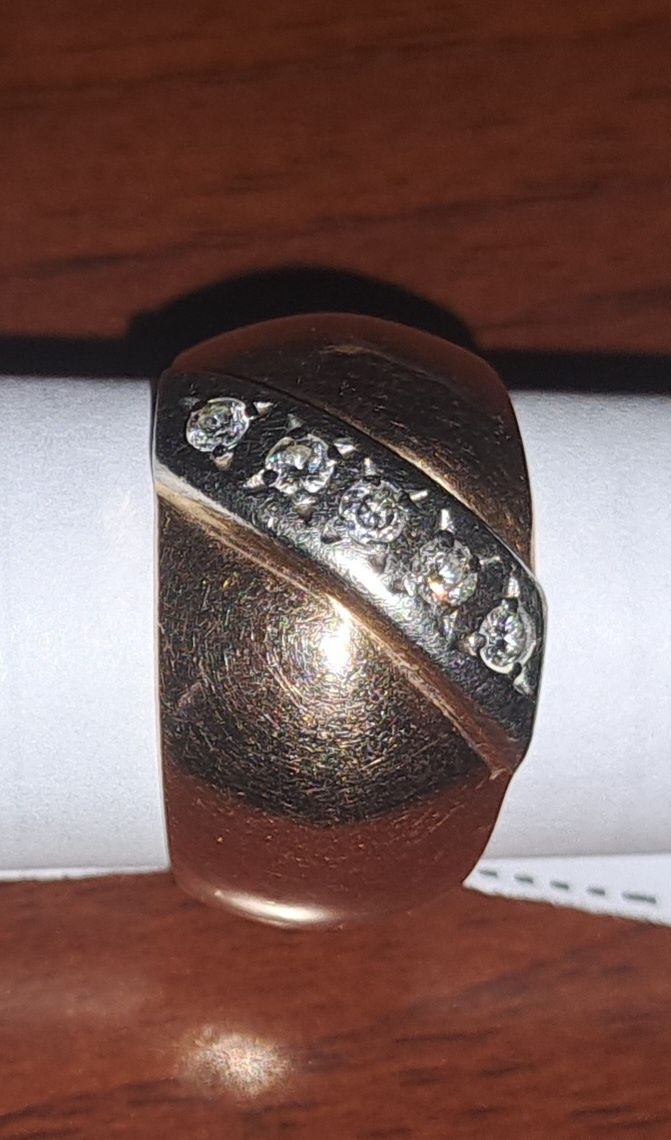 Золотое кольцо 583 проба с бриллиантоми 70-годы вес 6.75 грамм