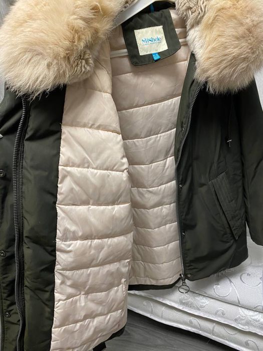 Продам жіночу парку