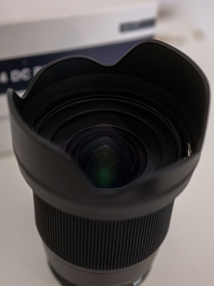 Sigma 16mm F1.4 DC DN – Panasonic (MFT) – Stan bardzo dobry!