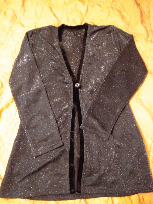 Tunika ze srebrnym efektem r . S 30 zł