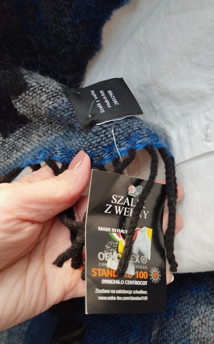 Szalik wełniany nowy z metką szal wełna na zimę