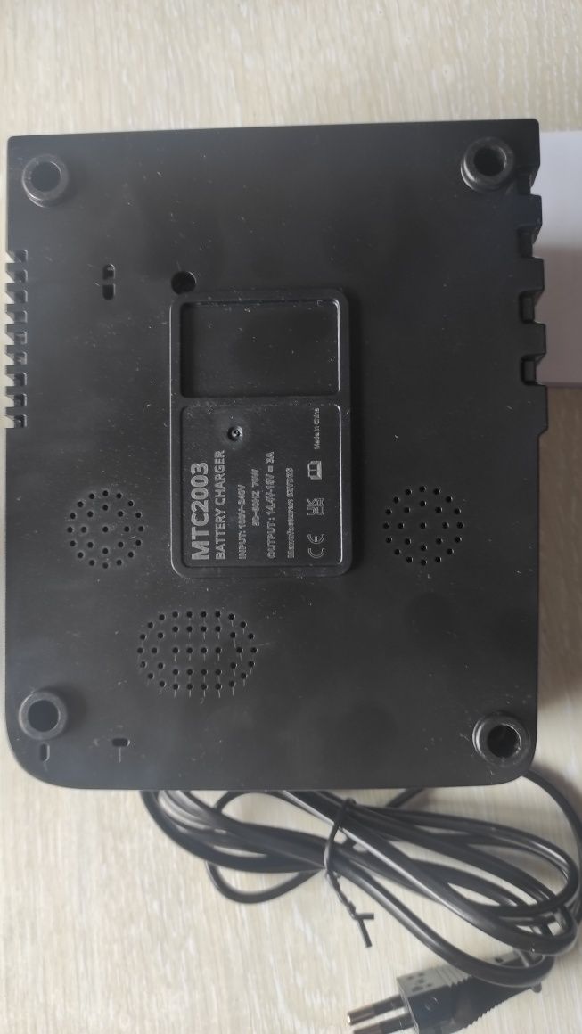 Быстрое зарядное устройство ‎  для Makita DC18RCT DC18RC