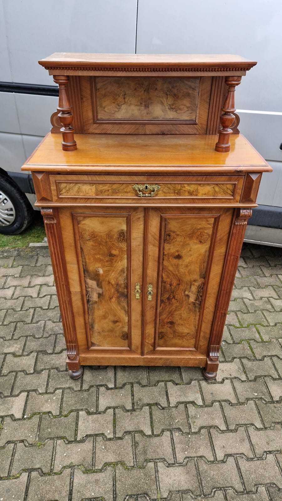 Antyczna wysoka komoda szafa szafka rzeźbienia witryna z drewna barek