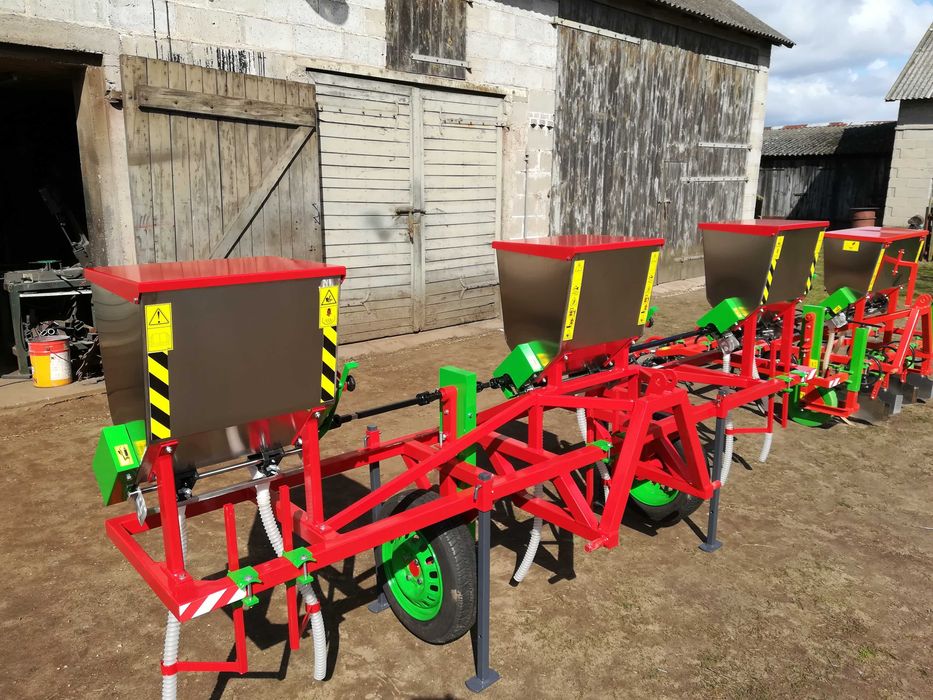 Pielnik ekopielnik podsiewacz nawozu do truskawek i warzyw