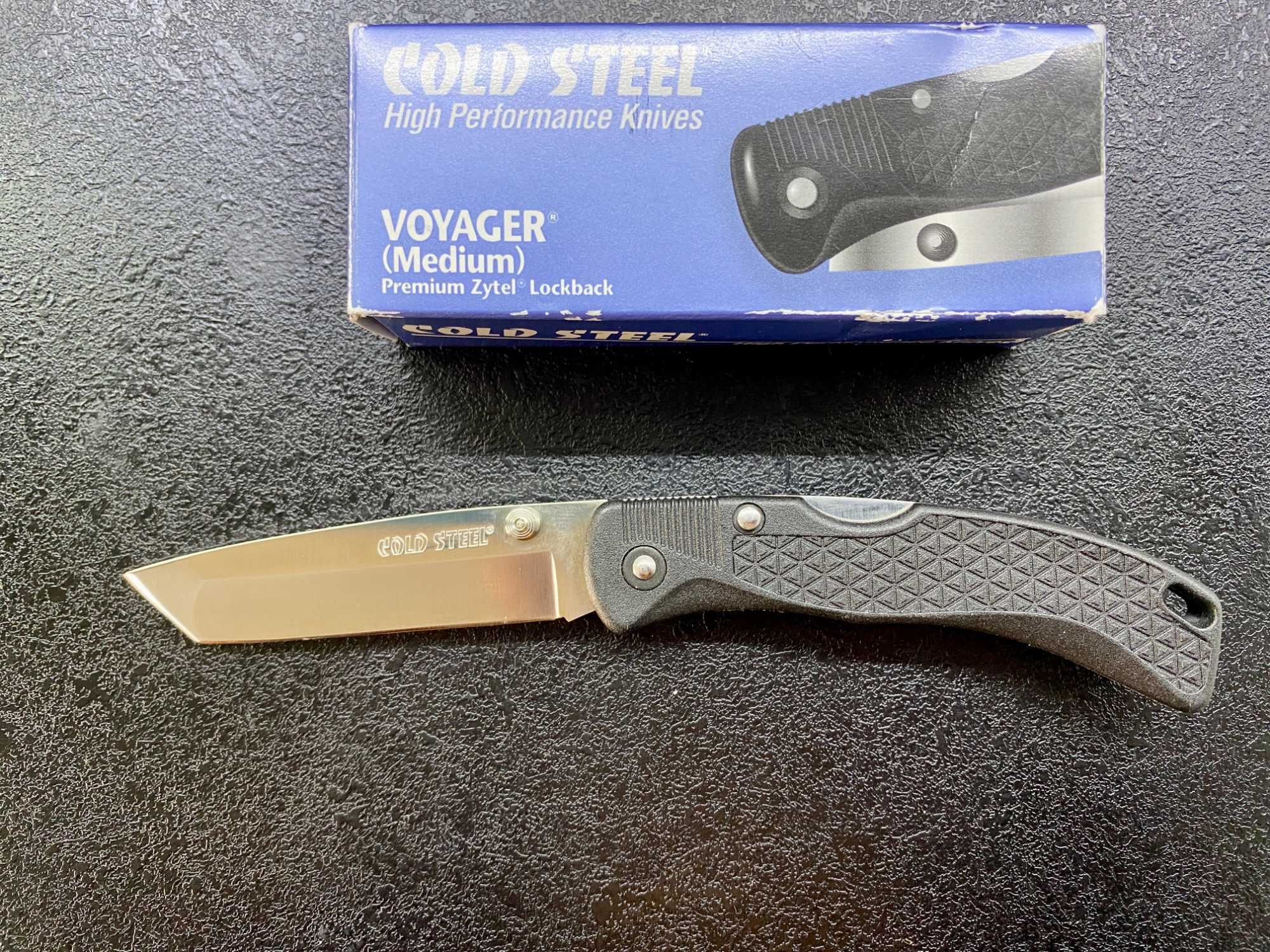 Cold Steel Voyager Medium Tanto. Made in Japan