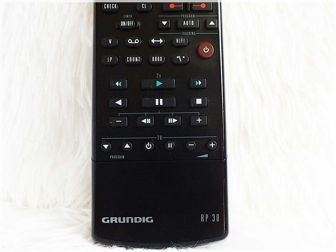 Pilot GRUNDIG RP30 do starszych TV / Video z lat 90 Oryginał