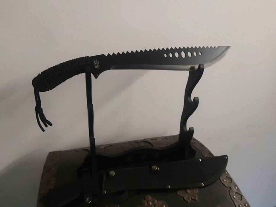 Potężna solidna maczeta nowa 55 cm