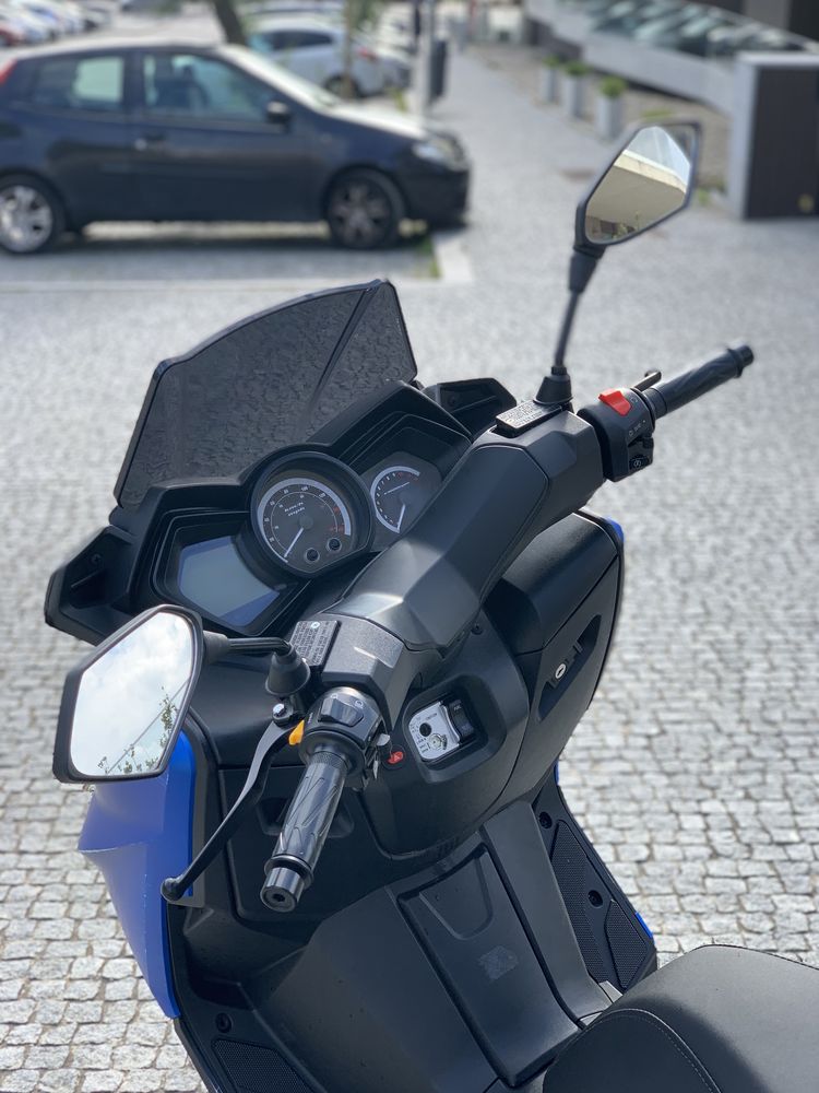 Mota Maxi Scooter Wottan Storm T