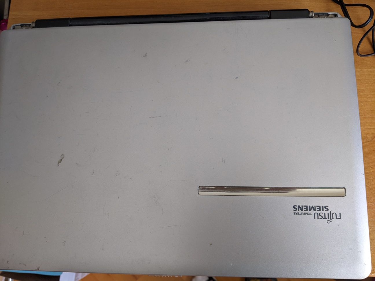 Laptop Amilo M1450 Fujitsu Siemens