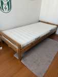 Cama de pinho IKEA+ Colchao